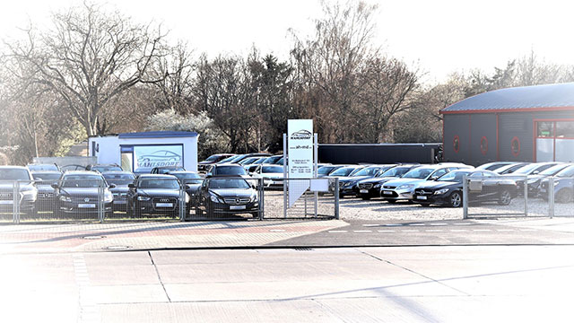 Gebrauchtwagenhändler Berlin - Hellersdorf